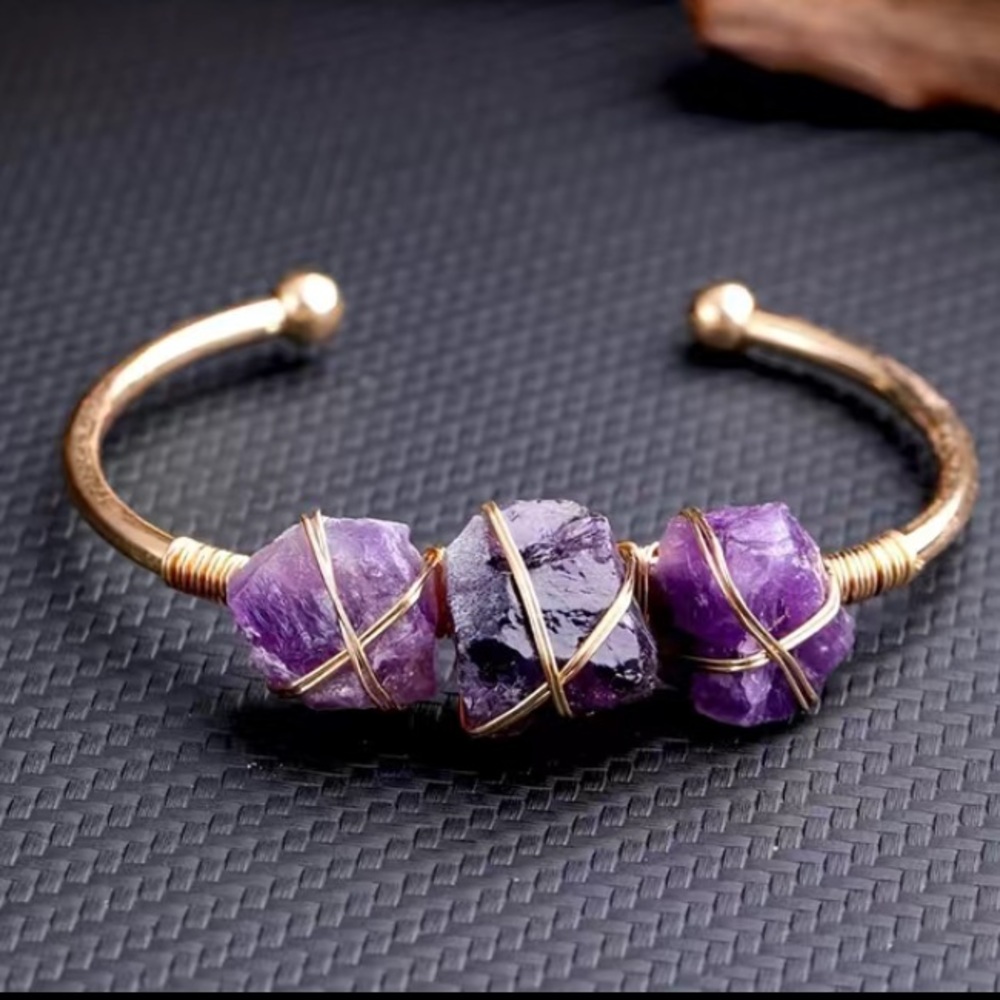 Luxe bohemian natural amethyst cuff bracelet - Picture 2 of 14